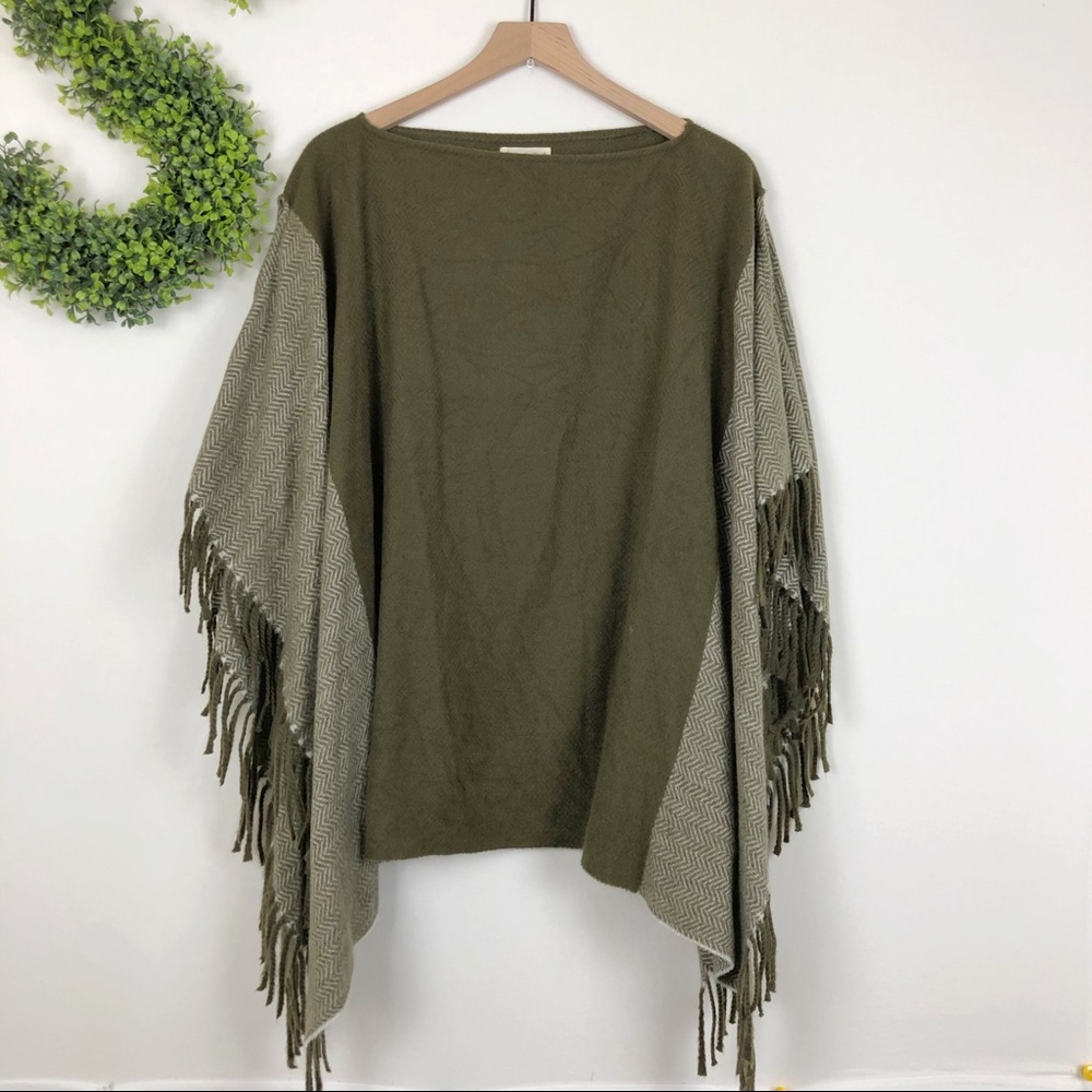 🌿 Olive Green Faux Wool Fringe Herringbone Poncho